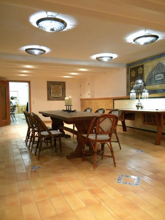 Les Arbousiers Hotel Céret Kültér fotó