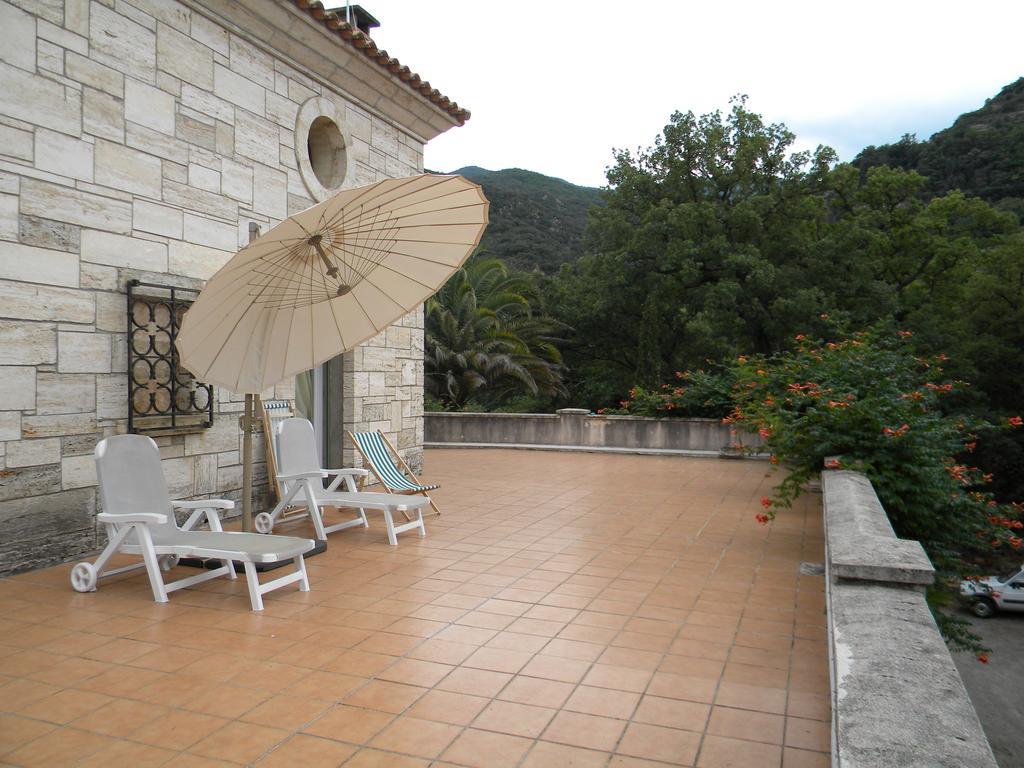 Les Arbousiers Hotel Céret Szoba fotó